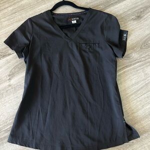 Koi basics women’s scrub top